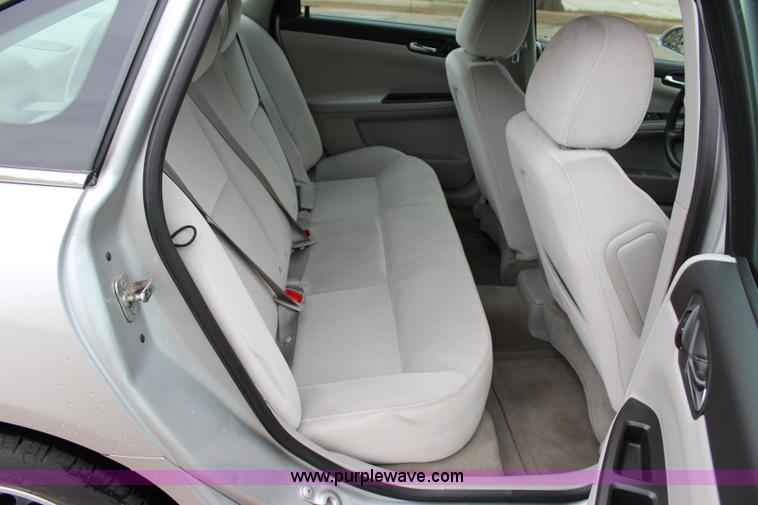 image for item I1612 2010 Chevrolet Impala