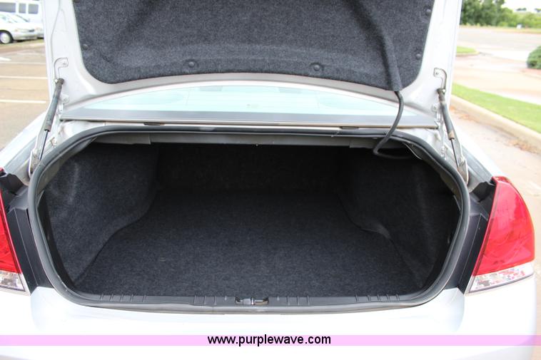 image for item I1612 2010 Chevrolet Impala