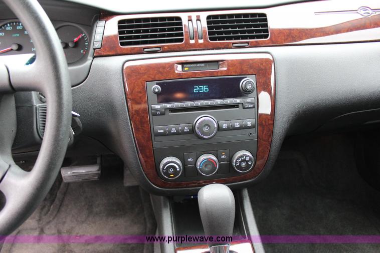 image for item I1614 2011 Chevrolet Impala