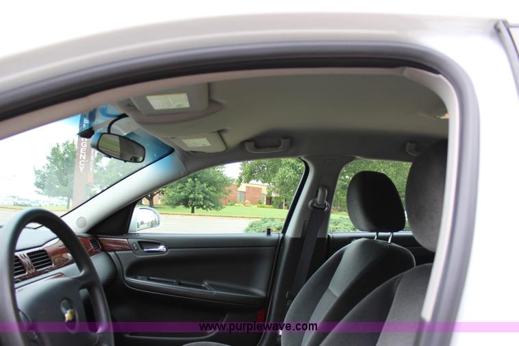 image for item I1616 2011 Chevrolet Impala