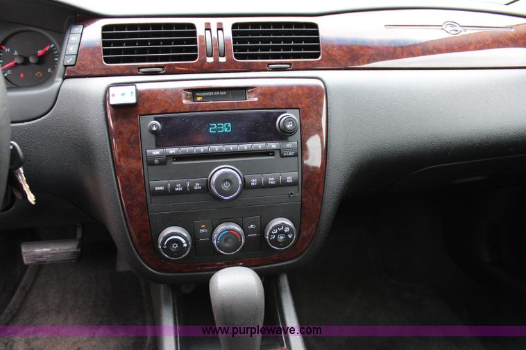 image for item I1616 2011 Chevrolet Impala