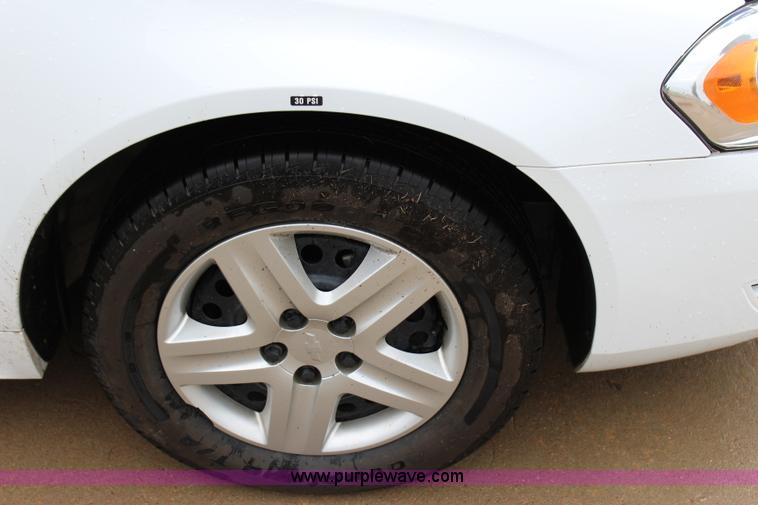 image for item I1616 2011 Chevrolet Impala