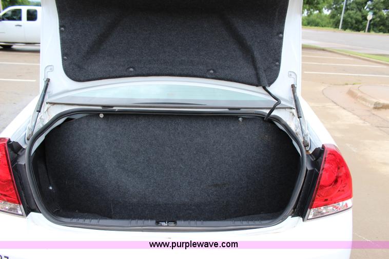 image for item I1616 2011 Chevrolet Impala