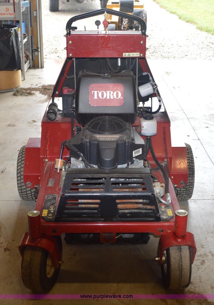 image for item I2761 Toro 23518 aerator