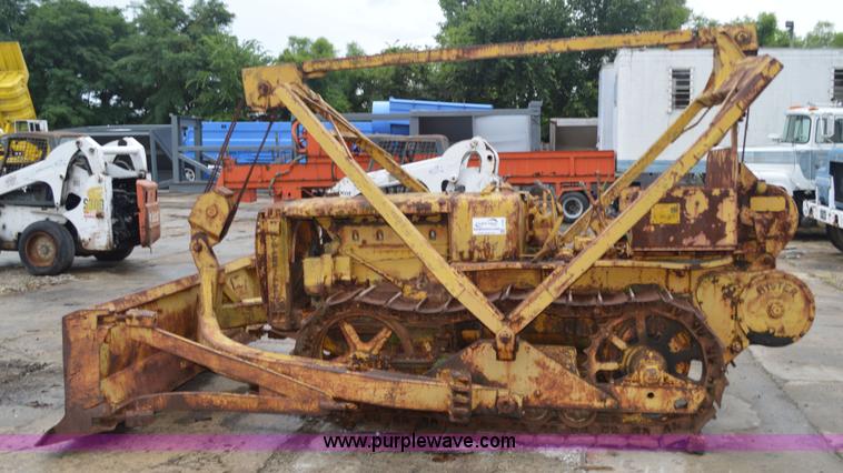 image for item I2789 Caterpillar R4 dozer