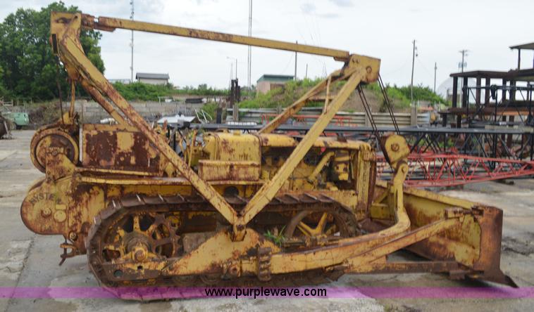 image for item I2789 Caterpillar R4 dozer