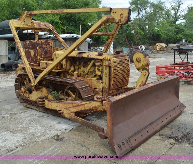 image for item I2789 Caterpillar R4 dozer