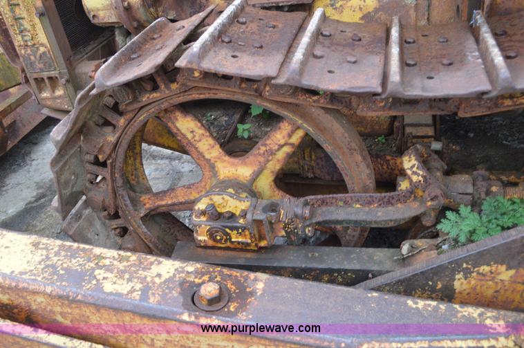 image for item I2789 Caterpillar R4 dozer