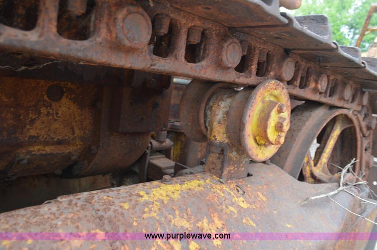 image for item I2791 Caterpillar R4 dozer