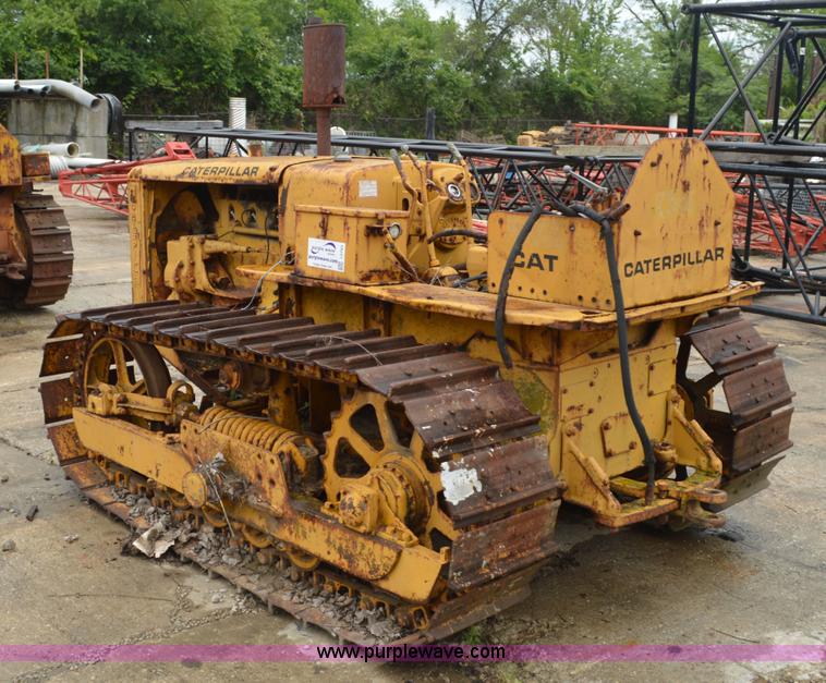 image for item I2793 Caterpillar R4 dozer