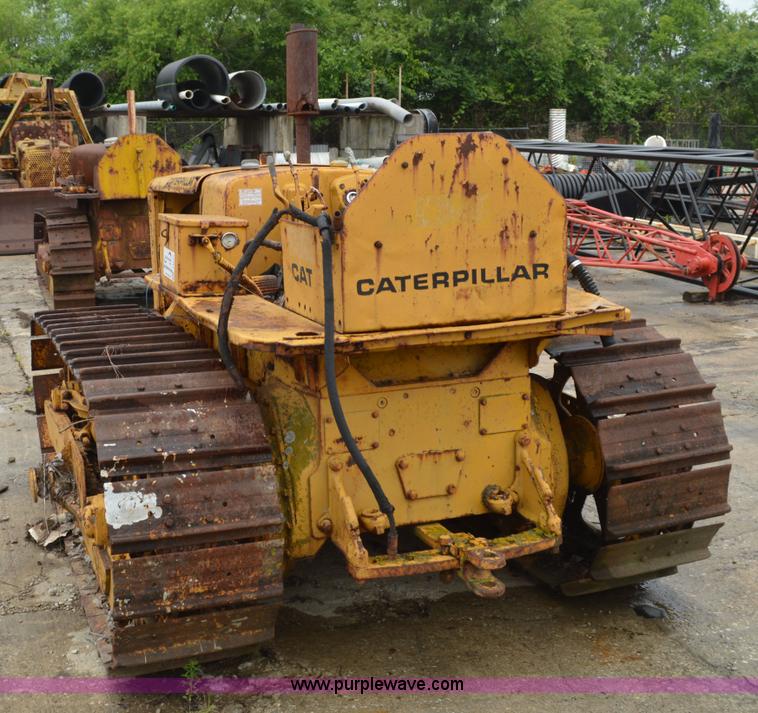 image for item I2793 Caterpillar R4 dozer
