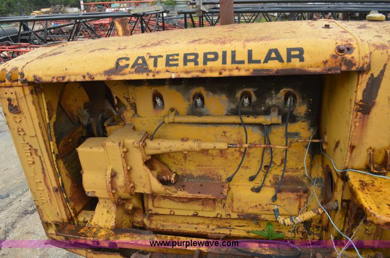 image for item I2793 Caterpillar R4 dozer