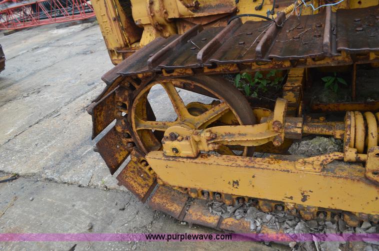 image for item I2793 Caterpillar R4 dozer