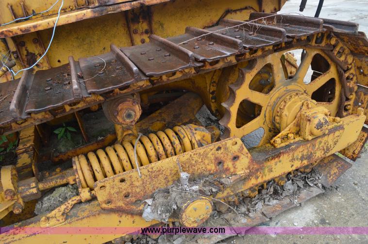 image for item I2793 Caterpillar R4 dozer