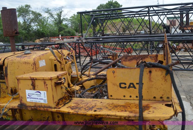 image for item I2793 Caterpillar R4 dozer