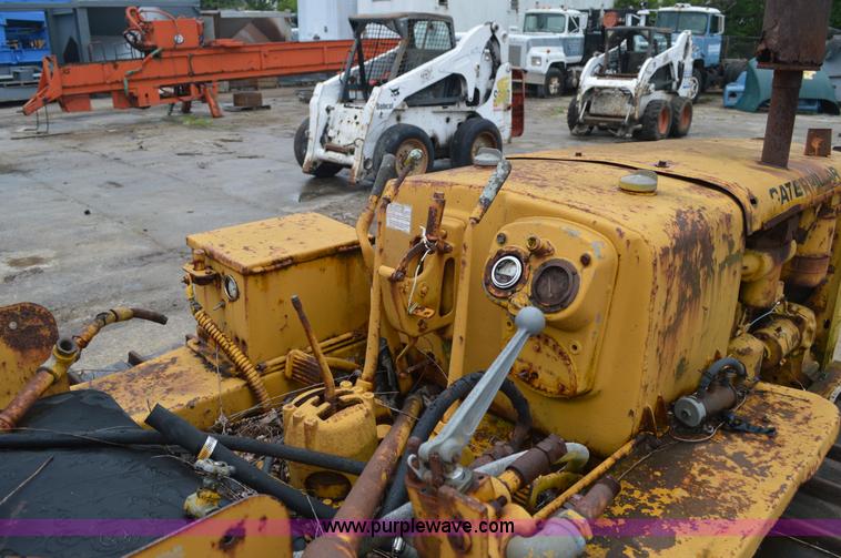 image for item I2793 Caterpillar R4 dozer