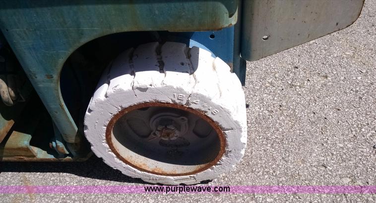 image for item I2806 Genie GS-1930 scissor lift