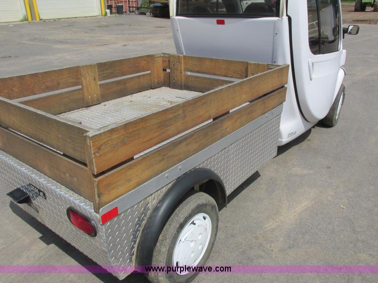 image for item J1761 2008 Gem Car Gem El electric utility cart
