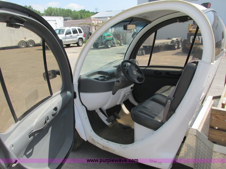 image for item J1761 2008 Gem Car Gem El electric utility cart