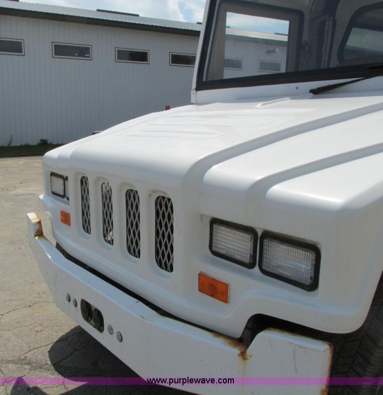 image for item J1762 2009 E-Ride Industries electric utility cart