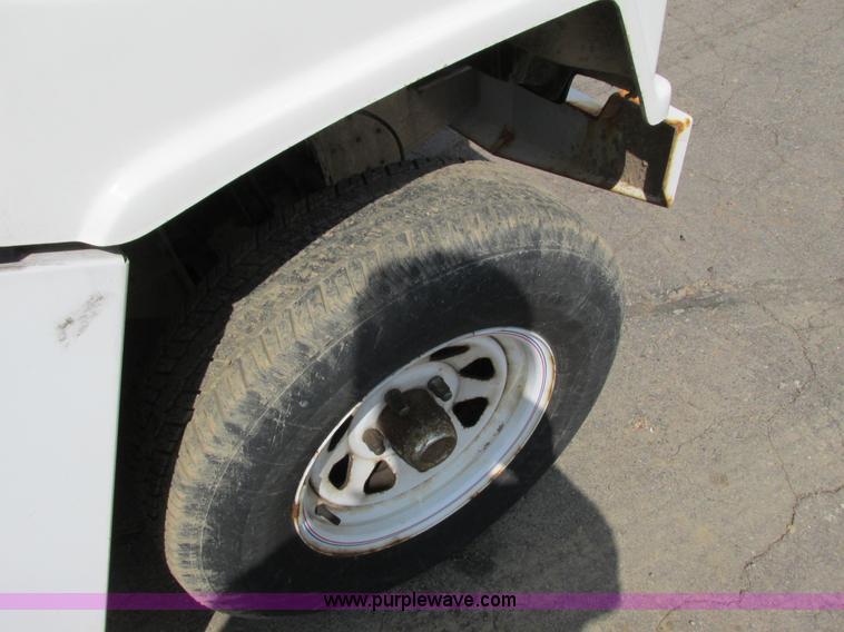 image for item J1762 2009 E-Ride Industries electric utility cart