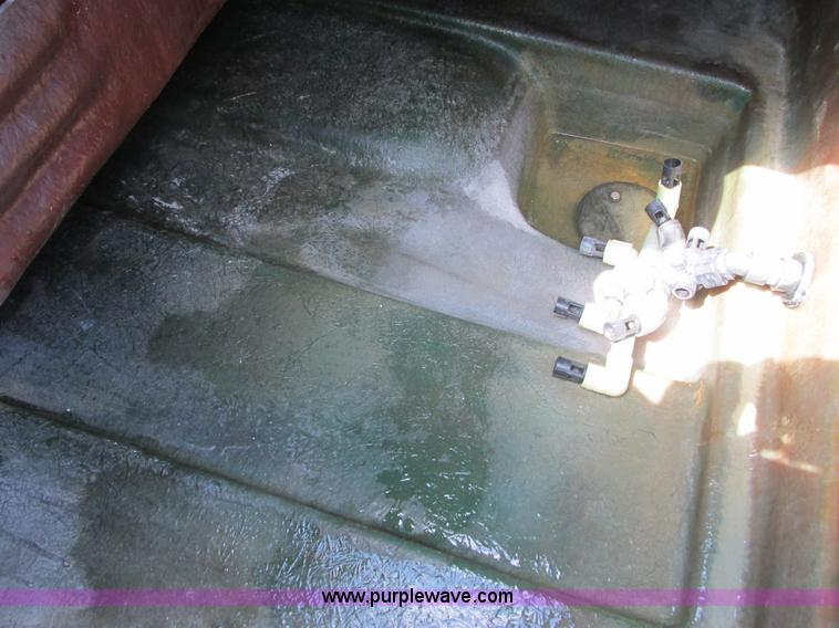 image for item J1763 2002 Cushman Spraytek self-propelled sprayer