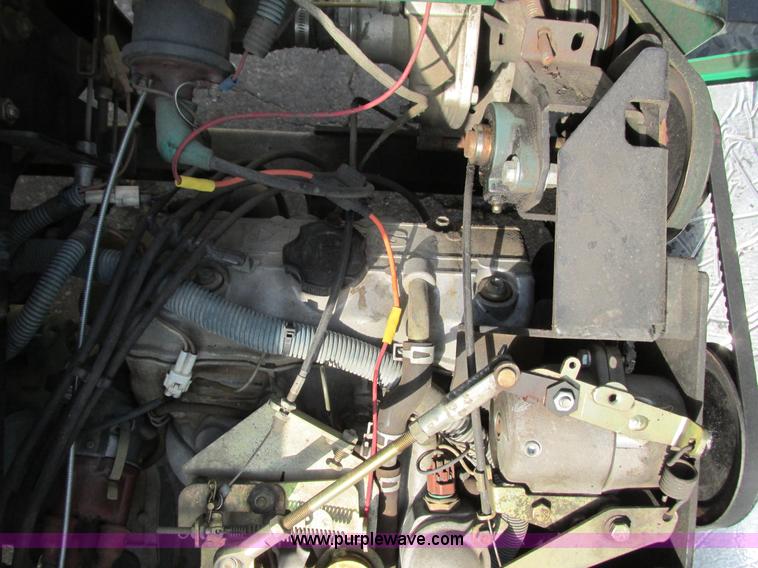 image for item J1763 2002 Cushman Spraytek self-propelled sprayer