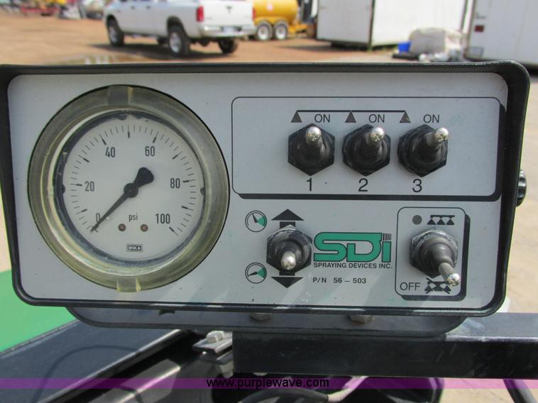 image for item J1763 2002 Cushman Spraytek self-propelled sprayer