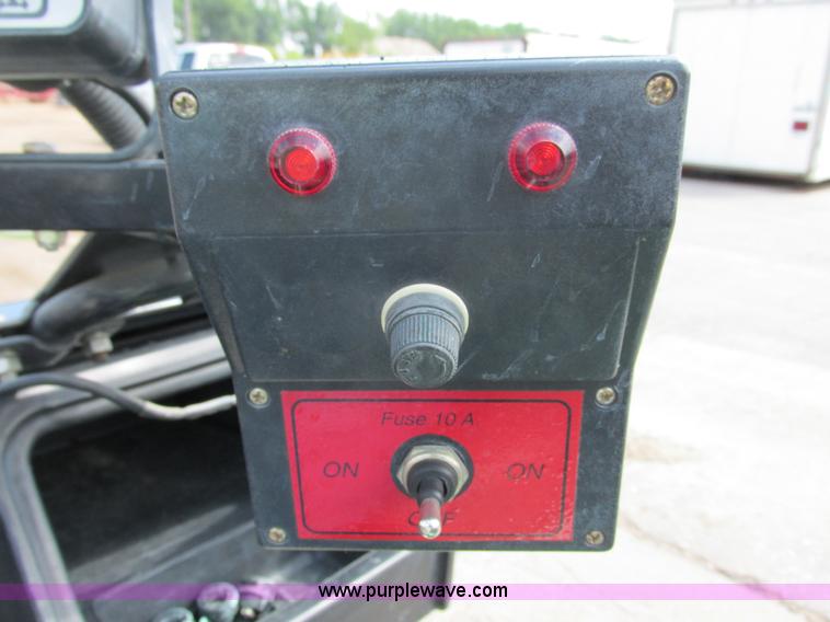 image for item J1763 2002 Cushman Spraytek self-propelled sprayer