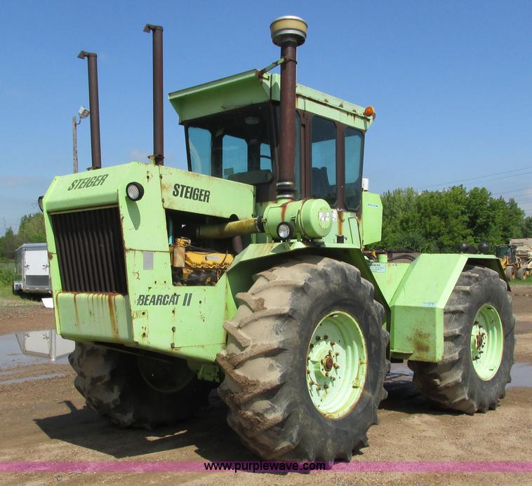 image for item J1764 1974 Steiger Bearcat II 4WD tractor