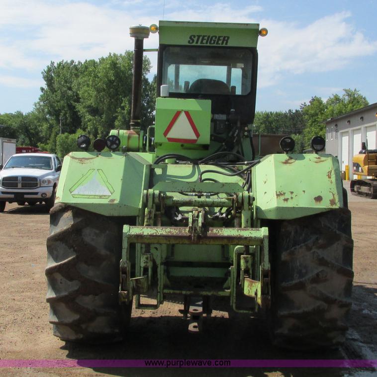 image for item J1764 1974 Steiger Bearcat II 4WD tractor