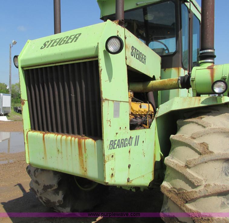 image for item J1764 1974 Steiger Bearcat II 4WD tractor