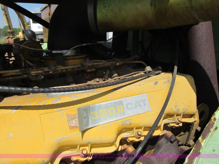 image for item J1764 1974 Steiger Bearcat II 4WD tractor