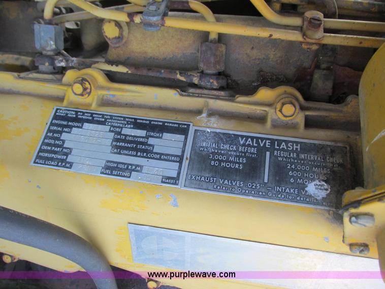 image for item J1764 1974 Steiger Bearcat II 4WD tractor