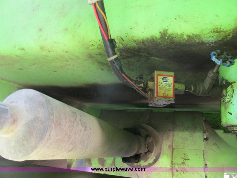 image for item J1764 1974 Steiger Bearcat II 4WD tractor