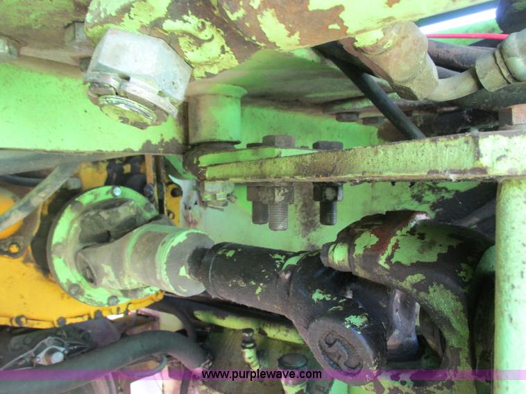 image for item J1764 1974 Steiger Bearcat II 4WD tractor