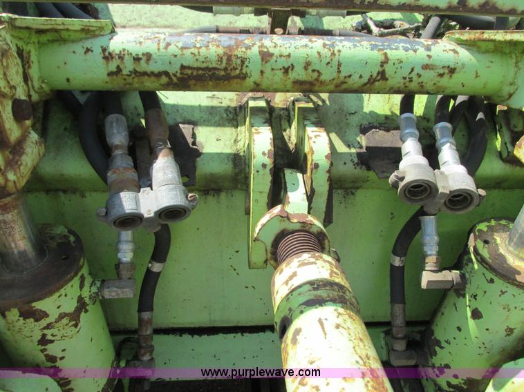 image for item J1764 1974 Steiger Bearcat II 4WD tractor