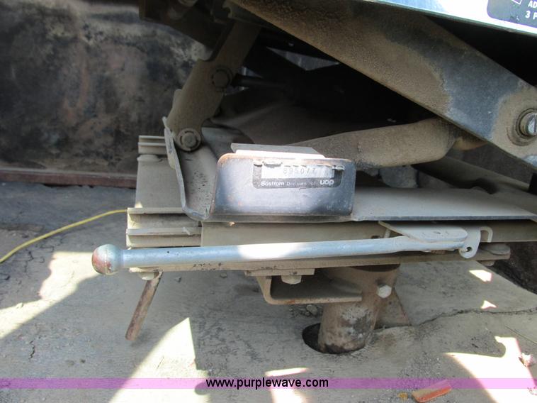 image for item J1764 1974 Steiger Bearcat II 4WD tractor