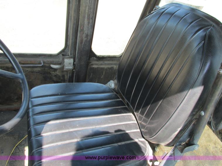 image for item J1764 1974 Steiger Bearcat II 4WD tractor