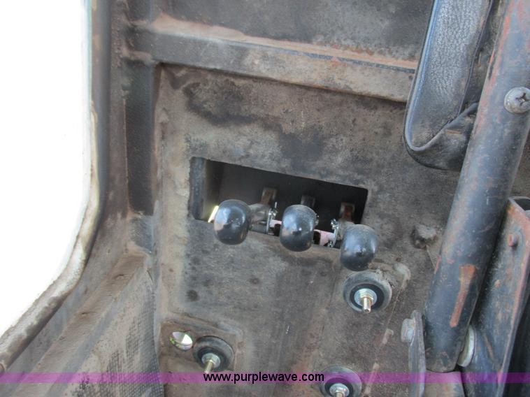 image for item J1764 1974 Steiger Bearcat II 4WD tractor