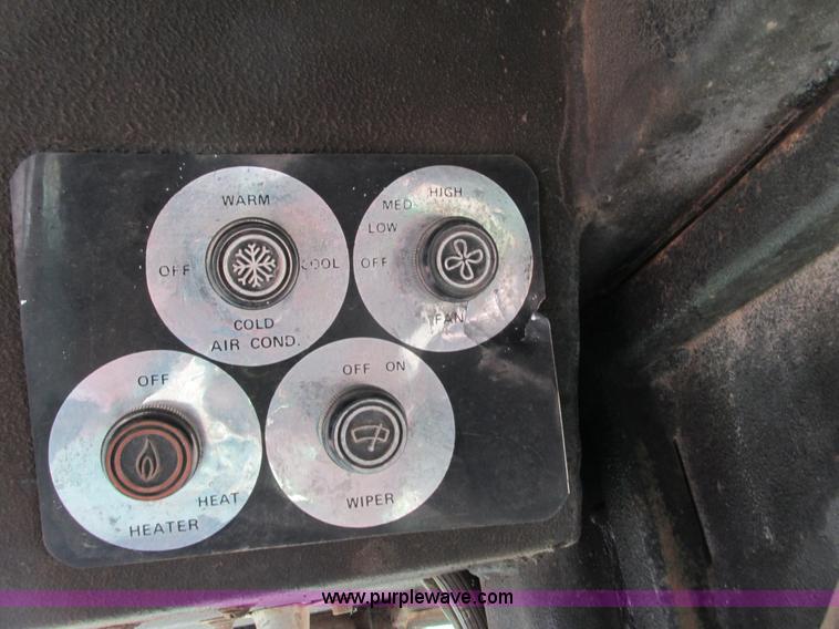 image for item J1764 1974 Steiger Bearcat II 4WD tractor