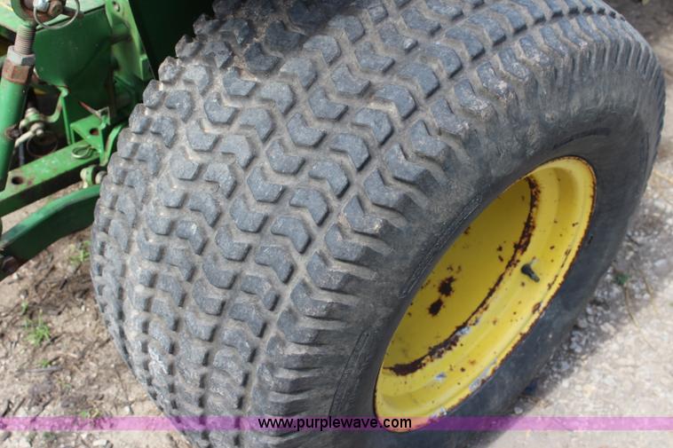 image for item J5891 John Deere 650 utility tractor