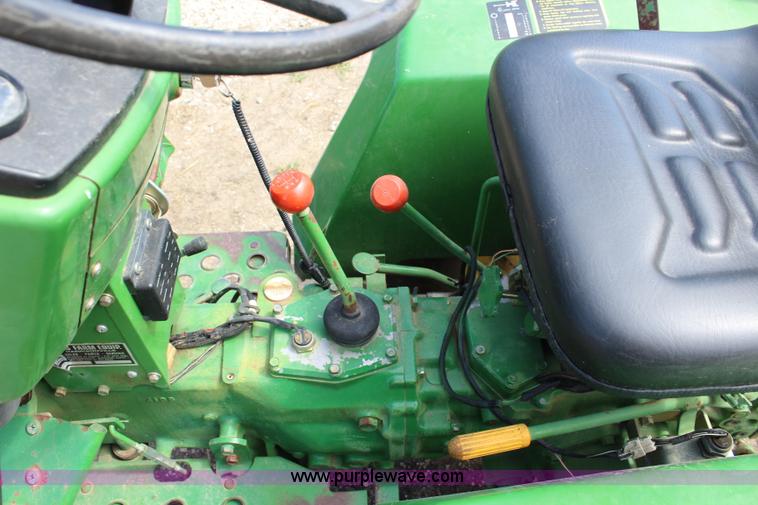 image for item J5891 John Deere 650 utility tractor
