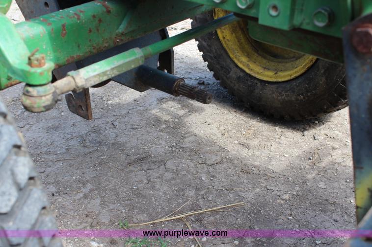 image for item J5891 John Deere 650 utility tractor