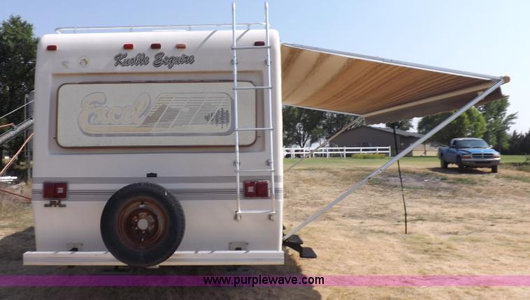 image for item J6940 1988 Ex-Cel Knoble Esquire camper