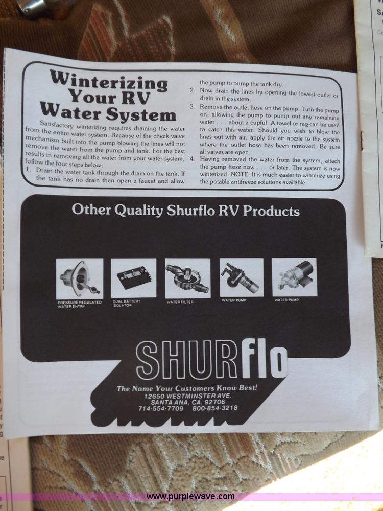 image for item J6940 1988 Ex-Cel Knoble Esquire camper