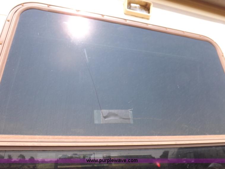 image for item J6940 1988 Ex-Cel Knoble Esquire camper