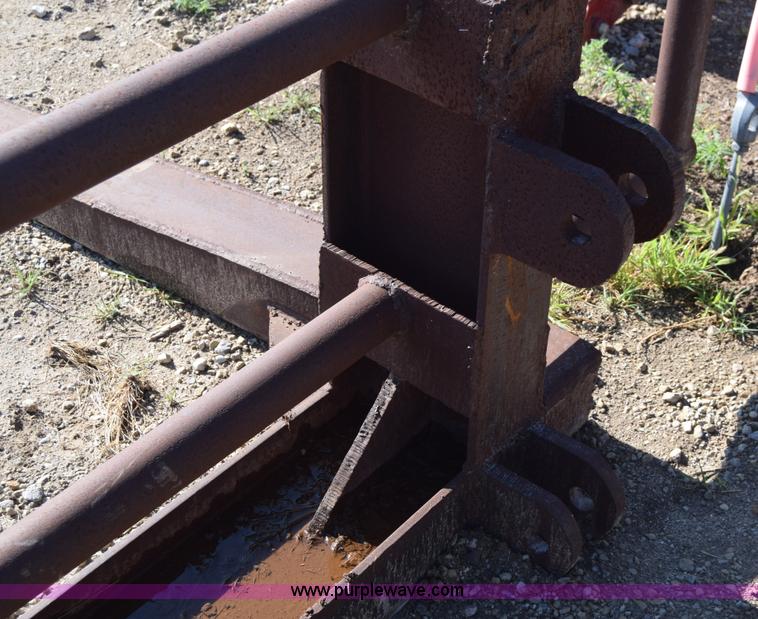 image for item J7841 Loader forks
