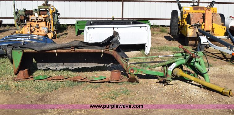 image for item J7842 John Deere disc mower