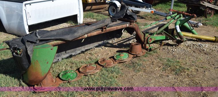 image for item J7842 John Deere disc mower
